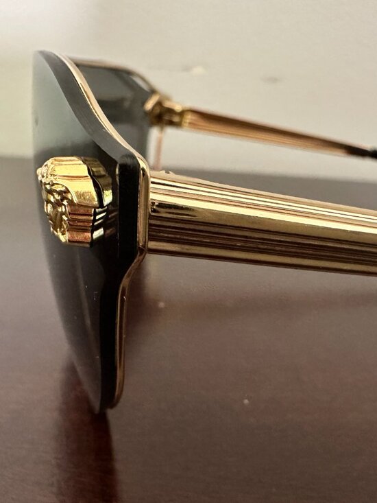 Versace Aviator Gold Medusa And Frame MOD 2161 1002 /87 Sunglasses Made In Italy main image 10